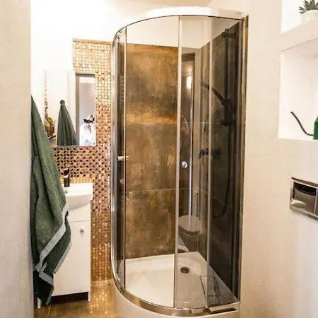 Bright 7Th Floor Central Home With Balcony & View Варшава Екстер'єр фото